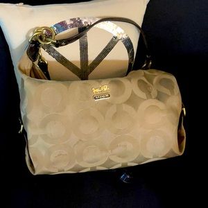 Coach 14337 Madison Hobo Bag Crossbody